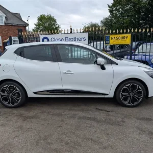 2019 Renault Clio 0.9 TCe Iconic Hatchback - Image 2