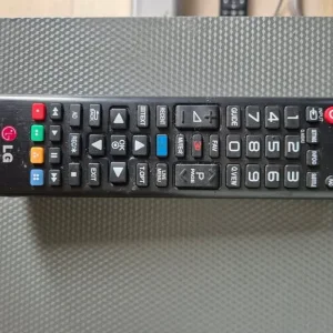 Smart TV and soundbar with subwoofer