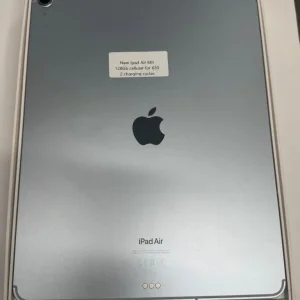 New iPad Air 13-inch 6th gen with cellular, 2 charges only - Image 2