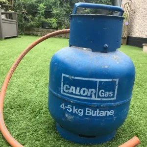 Camping gas cylinder with valve - Image 3
