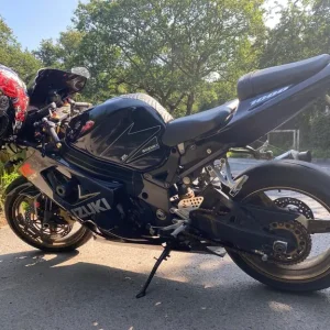 Suzuki GSX-R 1000 2004 black limited edition - Image 6