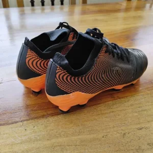 Child football boots 11.5