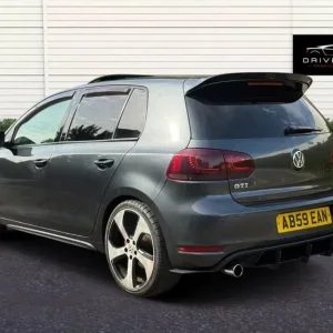 2009 Volkswagen Golf 2.0 TSI GTI DSG Euro 5 5-door hatchback - Image 3