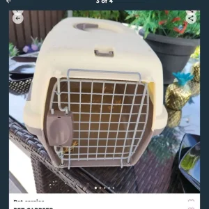 Small pet carrier