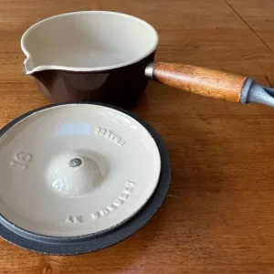 Le Creuset Cast Iron Pots and Casserole Dish Set - Image 2