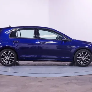 2018 Volkswagen Golf 1.5 TSI EVO SE Hatchback - Image 8