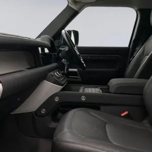 2022 Land Rover Defender 110 3.0 D250 MHEV XS Edition Auto 4WD - Image 3