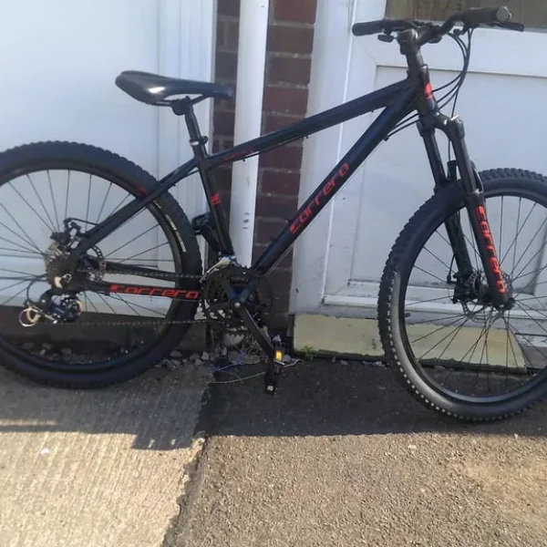 Carrera Aluminium Bike with 26" Wheels and Full Disc Brakes