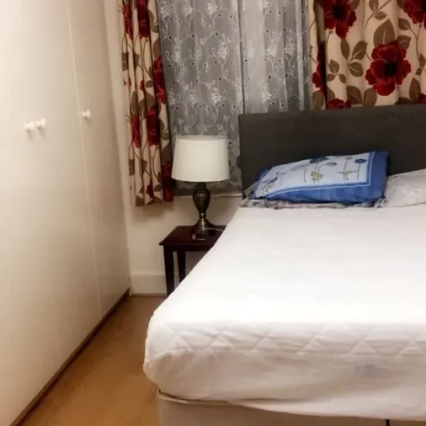 Clean double room in old-kilpatrick, West Dunbartonshire