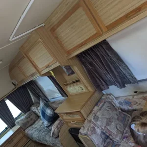 Caravan with a bit of love needed - Image 4