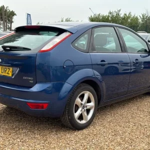 2009 Ford Focus 1.8 Zetec Hatchback - Image 7