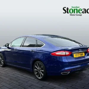 2017 Ford Mondeo 2.0 TDCi Vignale Hatchback - Image 5