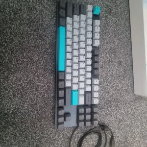 Varmilo Moonlight mechanical keyboard red switches - Image 3