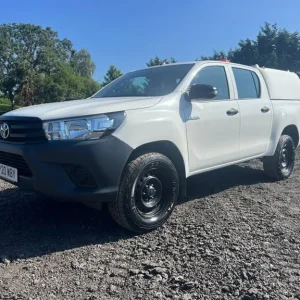 2020 Toyota Hilux Active 4WD Double Cab Diesel - Image 2