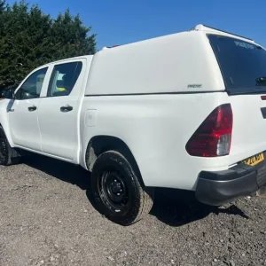 2020 Toyota Hilux Active 4WD Double Cab Diesel - Image 3