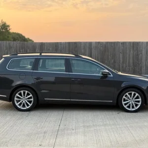2014 Volkswagen Passat 2.0 TDI Estate Executive Edition - Image 6