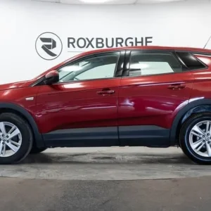 2018 Vauxhall Grandland X 1.2 SE S/S 5-door - Image 4