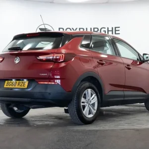 2018 Vauxhall Grandland X 1.2 SE S/S 5-door - Image 8