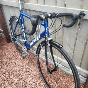 Surrosa 55cm training bike with mudguards - Image 5