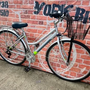 Ladies hybrid bike 17” frame - Image 4