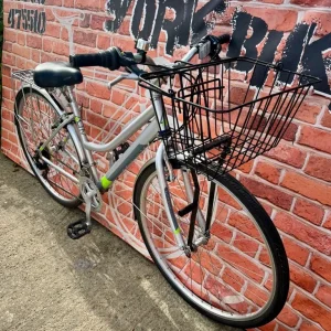 Ladies hybrid bike 17” frame - Image 5