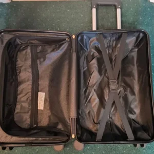 20' black suitcase - Image 8