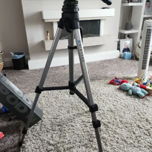 Titan Miranda 30 Tripod - Image 2