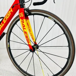 RALEIGH TEAM MILITIS Size M Full Carbon Road Bike - Image 4