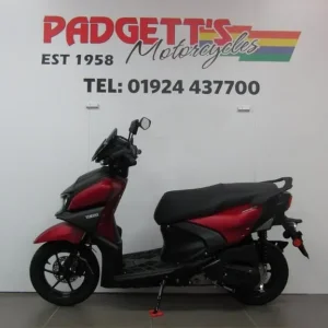 2025 Yamaha RAYZR Scooter - Image 5