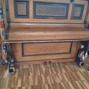 Upright Piano - Image 5