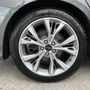 2018 Ford Mondeo 2.0 TDCi ST-Line 5-door Manual Hatchback Diesel - Image 8