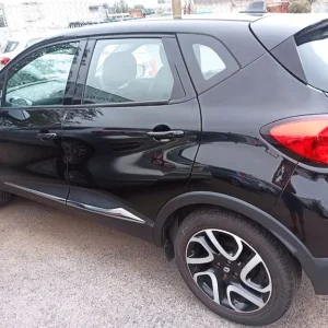Renault Captur 1.5 CDI 2013 hatchback - Image 2