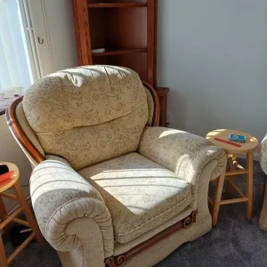 3 piece Suite - Image 6