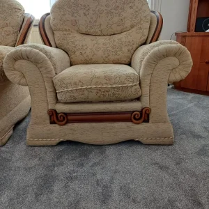 3 piece Suite - Image 7