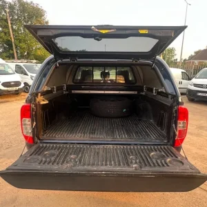 2021 Nissan Navara 2.3 dCi Acenta Pickup Double Cab 4dr Diesel Manual 4WD Euro 6 - Image 4