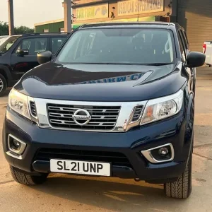 2021 Nissan Navara 2.3 dCi Acenta Pickup Double Cab 4dr Diesel Manual 4WD Euro 6 - Image 7