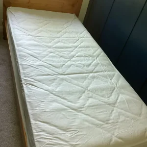 Lovely Oak Single Bed with Mattress - Image 2