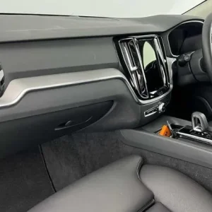 2023 Volvo V60 Plus B3 Mild Hybrid Estate - Image 6