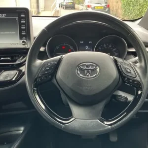 2022 Toyota C-HR 1.8 Hybrid Icon 5-door Hatchback - Image 8