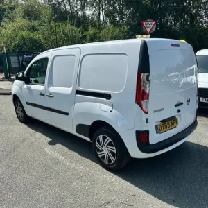2019 Nissan NV250 Tekna Panel Van 1.5 dCi Diesel Manual - Image 3