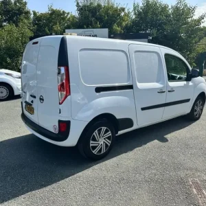2019 Nissan NV250 Tekna Panel Van 1.5 dCi Diesel Manual - Image 5