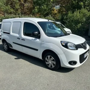 2019 Nissan NV250 Tekna Panel Van 1.5 dCi Diesel Manual - Image 7