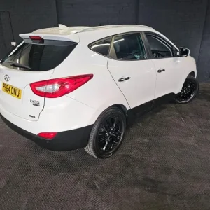 2014 Hyundai Ix35 2.0 CRDi Premium 4WD Estate - Image 6
