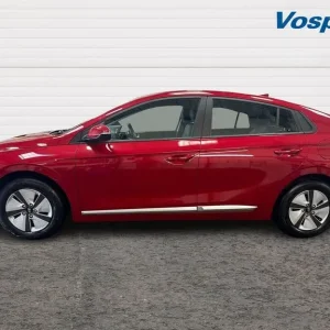 2022 Hyundai Ioniq 1.6 GDi Hybrid Premium SE 5-door Hatchback - Image 5