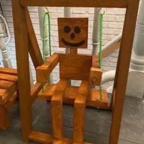 🌷Garden boy on swing🌹