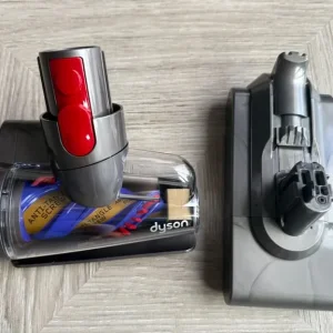 Dyson hair screw tool and battery charger parts - Image 2