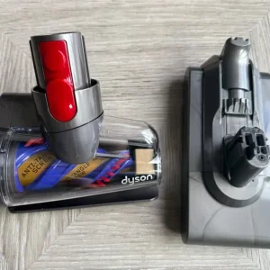 Dyson hair screw tool and battery charger parts - Image 4