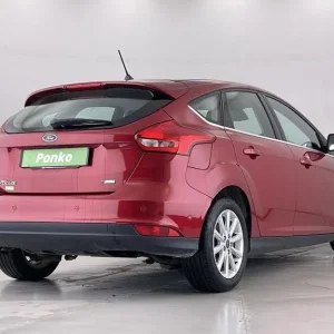 2017 Ford Focus 1.0T EcoBoost Titanium Hatchback - Image 3