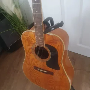 Washburn D11 acoustic guitar - Image 5