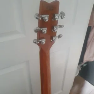 Washburn D11 acoustic guitar - Image 6